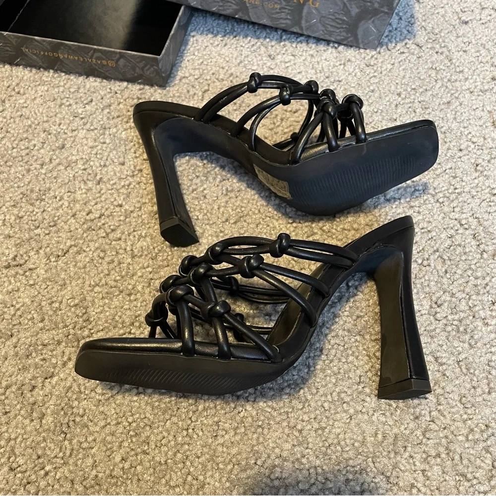 NWT Square Toe Heels in 7.5 - Picture 5 of 10